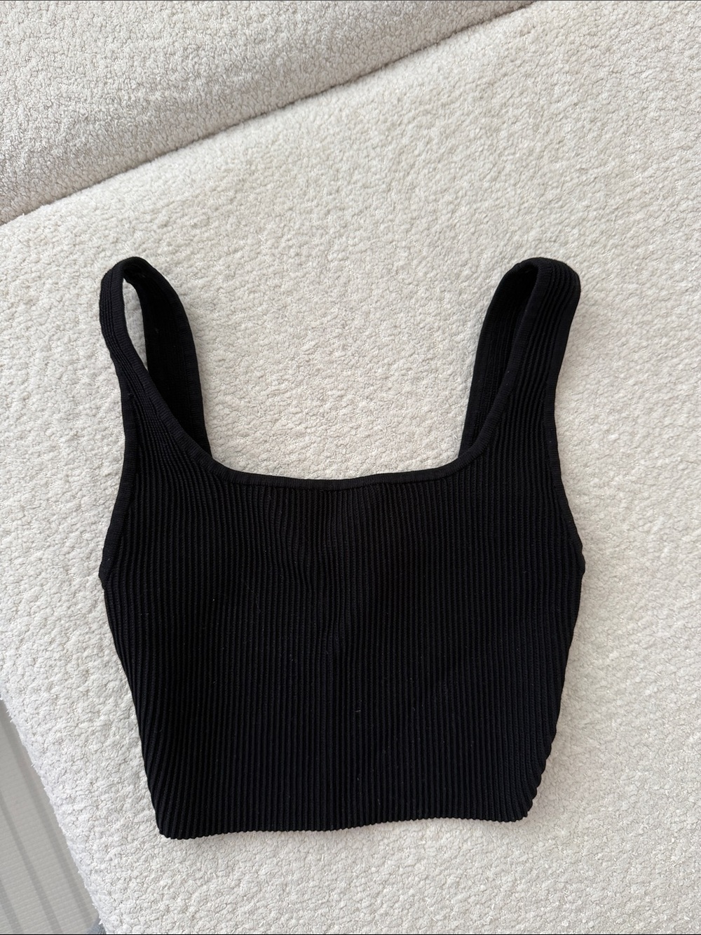 Babaton Black Ribbed Square-Neck Crop Tank